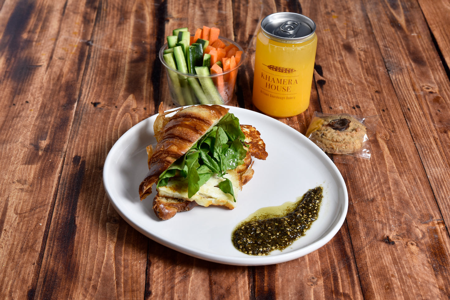 School Croissant Halloumi Meal