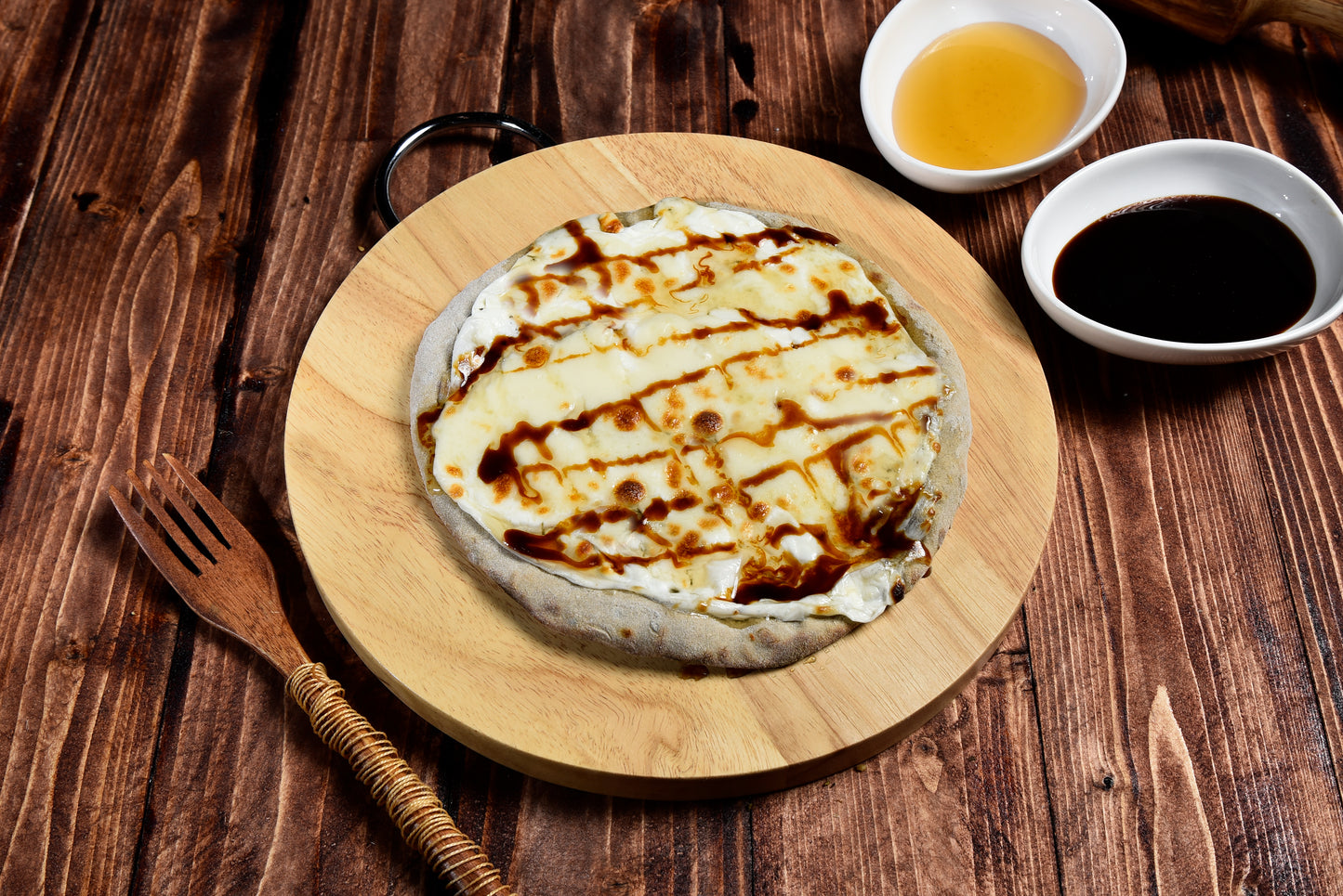 فطيرة لبنه عسل دخن