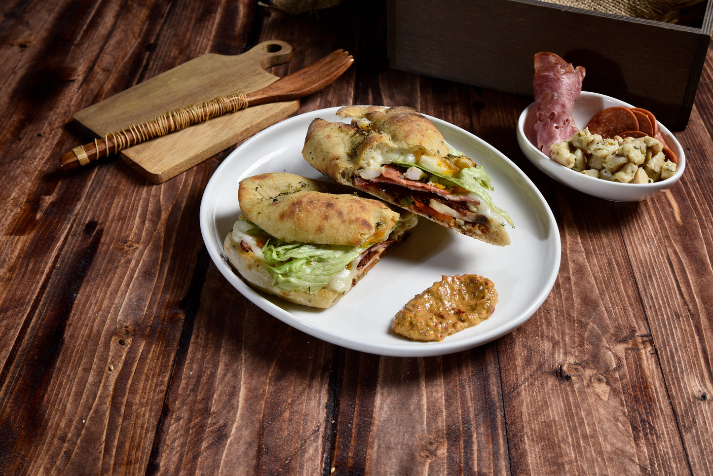 ساندوتش بانوتزو الدجاج المشوي